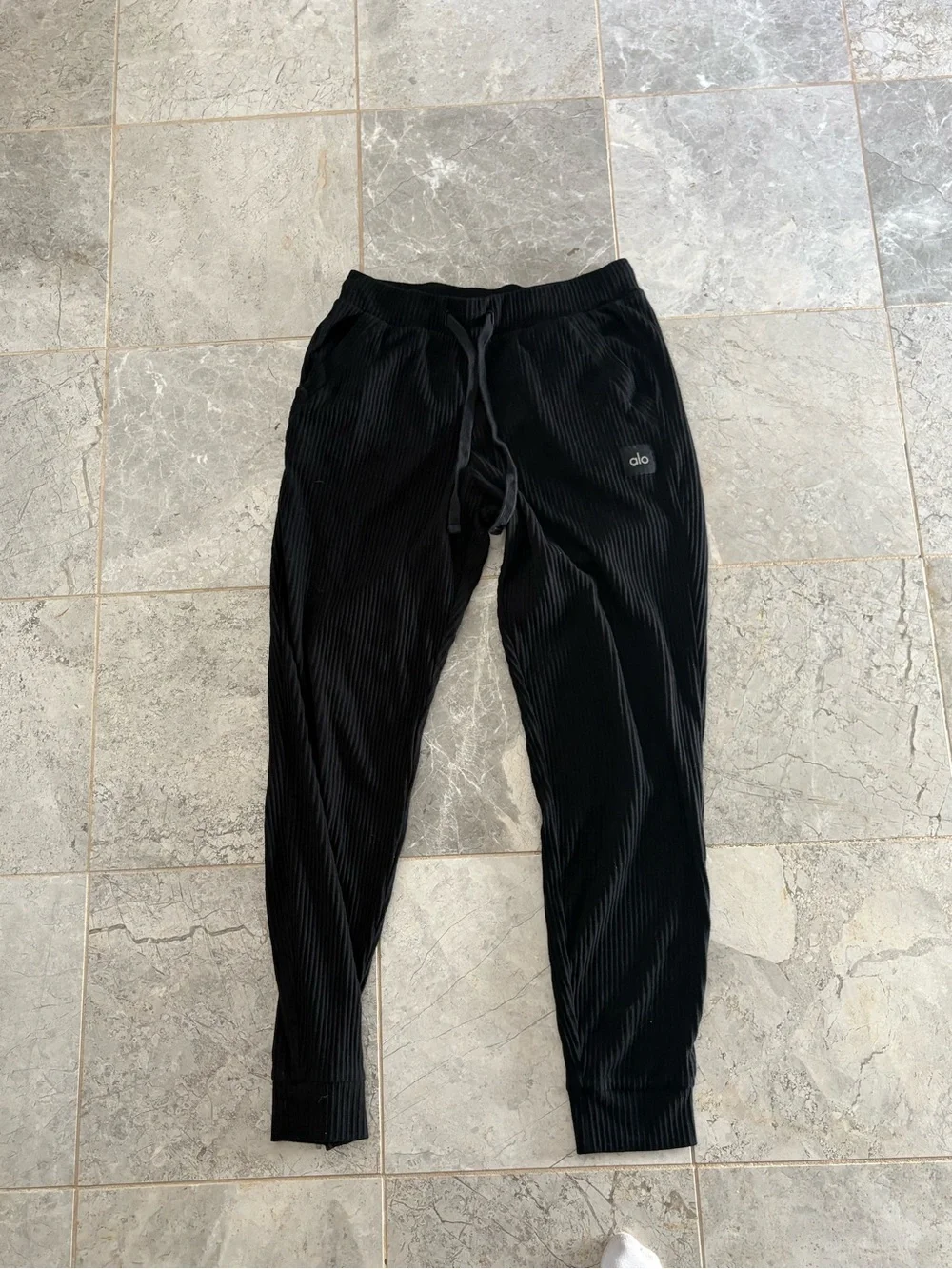 Alo muse sweatpants